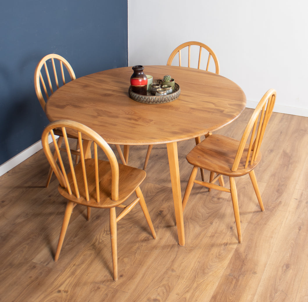 Retro Blonde Ercol Round Windsor Dining Table & Four Model 370 Windsor Kitchen Dining Chairs