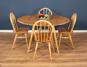 Retro Blonde Ercol Round Windsor Dining Table & Four Model 370 Windsor Kitchen Dining Chairs