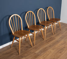 Load image into Gallery viewer, Retro Blonde Ercol Round Windsor Dining Table &amp; Four Model 370 Windsor Kitchen Dining Chairs