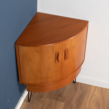 Load image into Gallery viewer, Retro Teak 1960s G Plan Fresco Corner Unit Bar Drinks Cabinet On Hairpin Legs