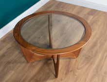 Load image into Gallery viewer, Retro Teak Round &#39;Astro&#39; &#39;Fresco&#39; Coffee Table By Victor Wilkins For G Plan