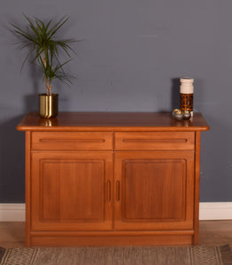 Retro Short Solid Teak Style Danish Long Sideboard By Skovby