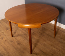 Load image into Gallery viewer, Retro Teak 1960s Hans Olsen &quot;Roundette&quot; Teak Dining Table &amp; 6 For Frem Rølje